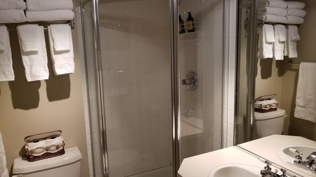 2 Bedroom Condo In Pedestrian Village By Amazing Property Rentals มงต์-ทร็องบล็องต์ ภายนอก รูปภาพ